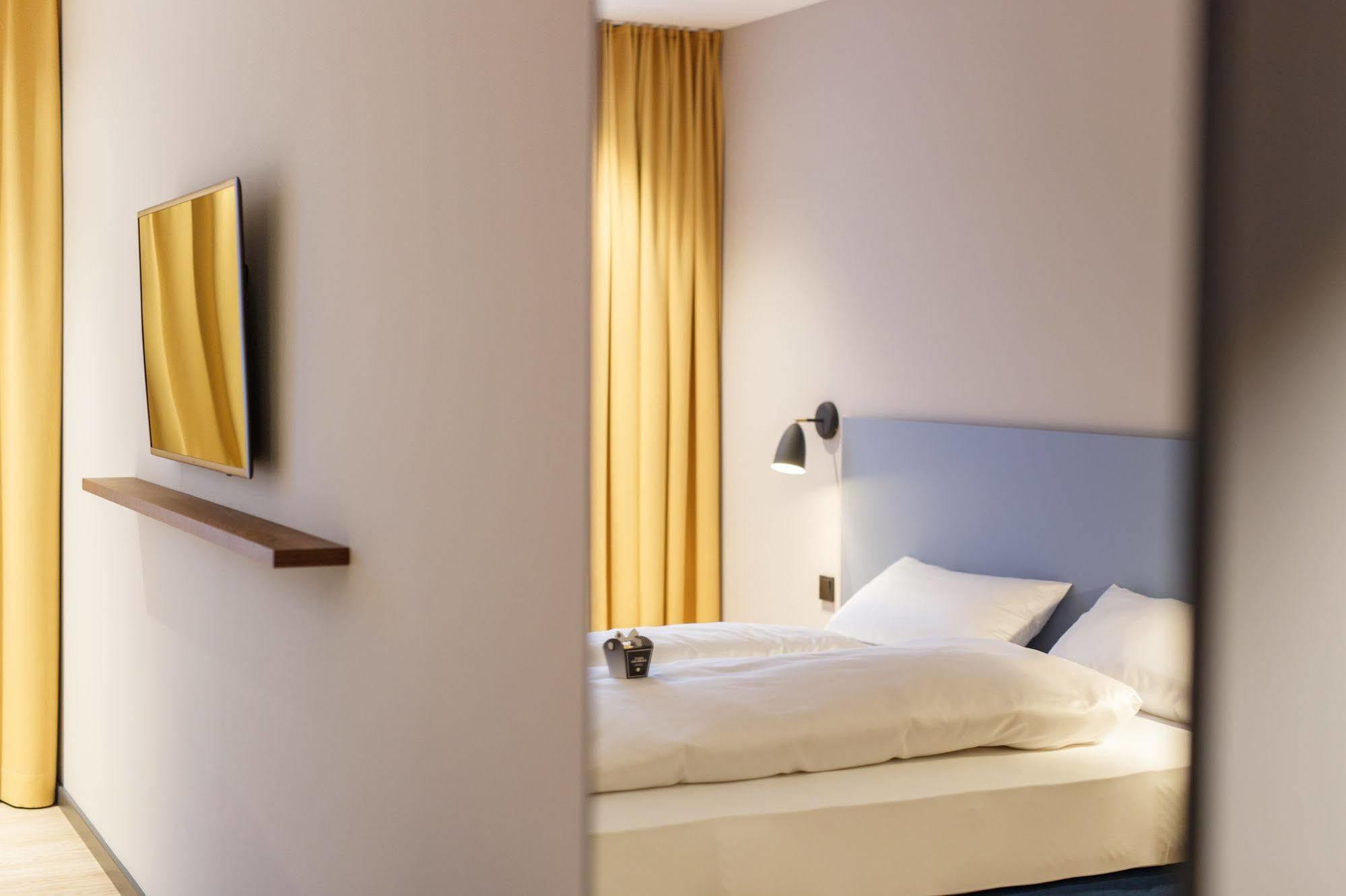 Elaya Hotel Göppingen Extérieur photo